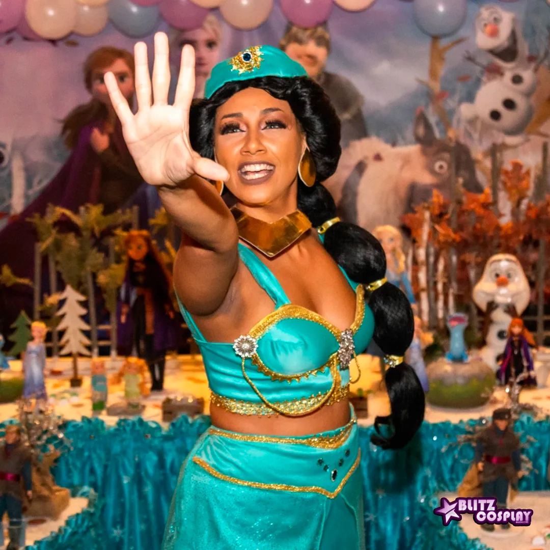 Jasmin em festa surpresa de aniversario tema Aladdin