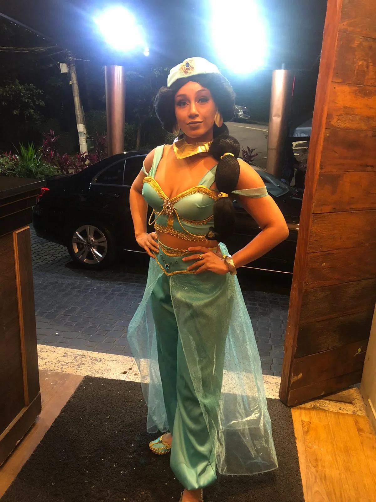 Jasmine em evento corporativo em osasco