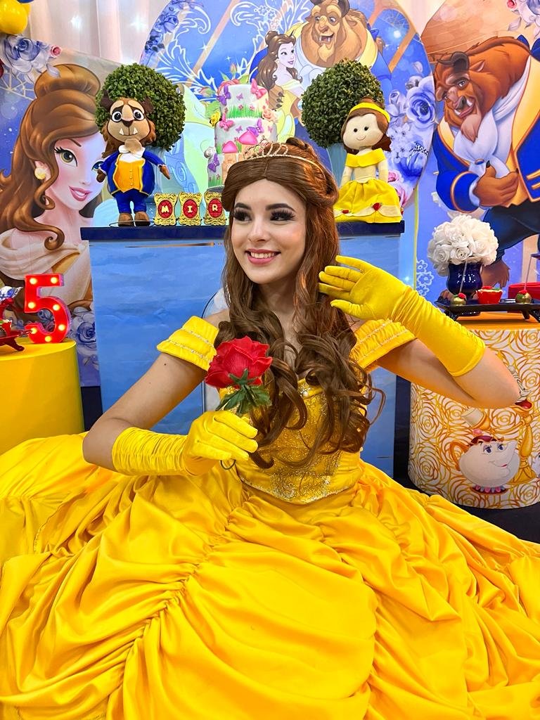 Bela e a fera em festa infantil